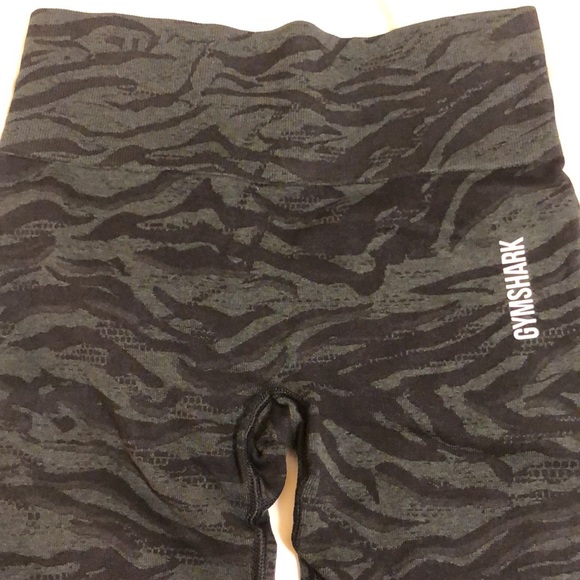 gymshark size small animal adapt leggings - Picture 5 of 5